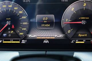 MERCEDES-BENZ E 220 usata, con Volante in pelle