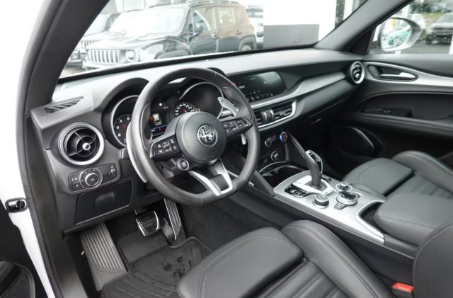 ALFA ROMEO Stelvio usata, con Chiusura centralizzata