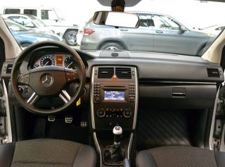 MERCEDES-BENZ B 180 usata, con Alzacristalli elettrici