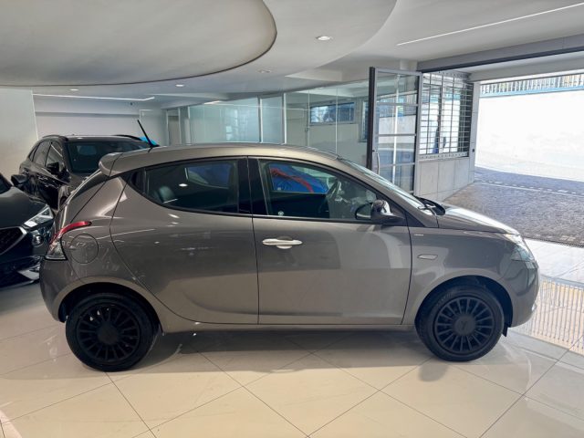 LANCIA Ypsilon usata, con Alzacristalli elettrici