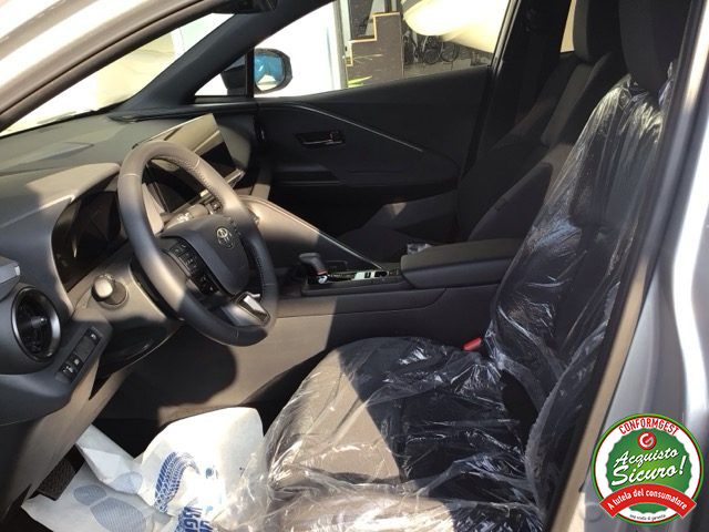 TOYOTA C-HR usata, con Alzacristalli elettrici