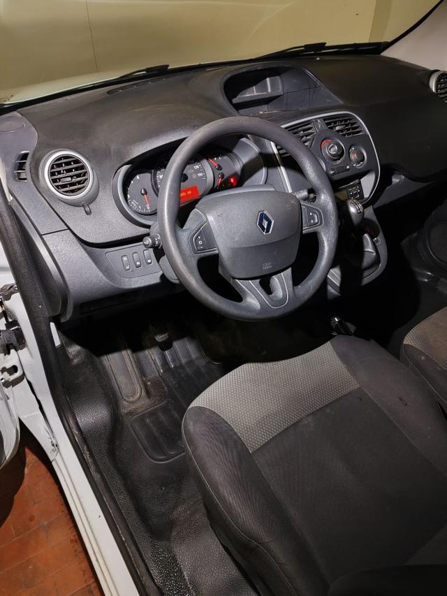 RENAULT Kangoo usata, con Cruise Control