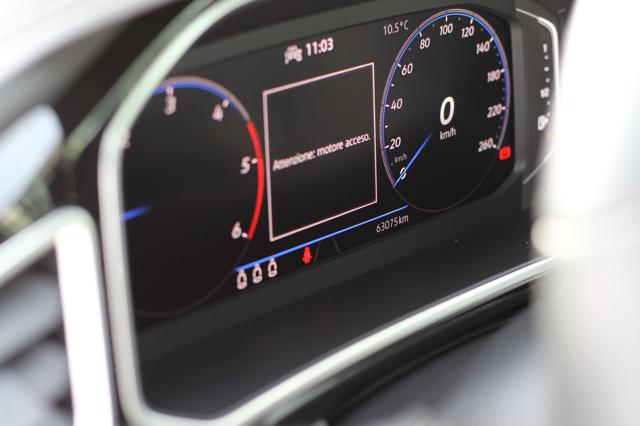 VOLKSWAGEN T-Roc usata, con Touch screen