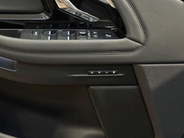 LAND ROVER Range Rover Evoque usata, con Touch screen