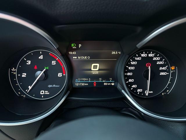 ALFA ROMEO Stelvio usata, con Volante in pelle