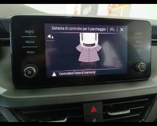 SKODA Kamiq usata, con Autoradio digitale