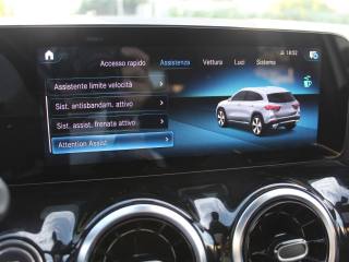MERCEDES-BENZ GLA 200 usata, con Sensori di parcheggio posteriori