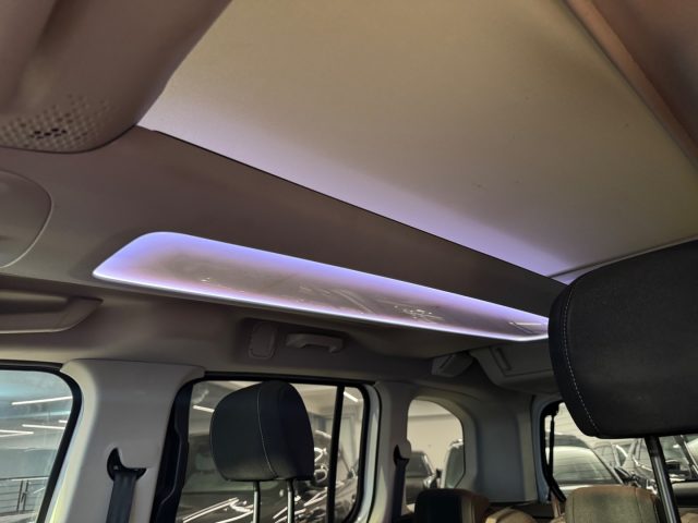 OPEL Combo Life usata, con Luci diurne LED