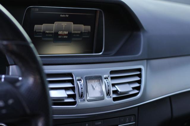 MERCEDES-BENZ E 200 usata, con Controllo trazione