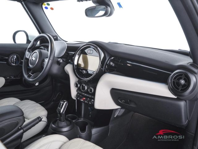 MINI Cabrio usata 11