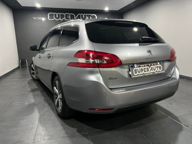 PEUGEOT 308 usata, con Alzacristalli elettrici