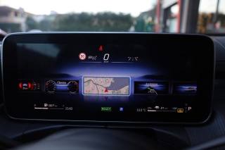 MERCEDES-BENZ C 300 usata, con Carica per smartphone a induzione