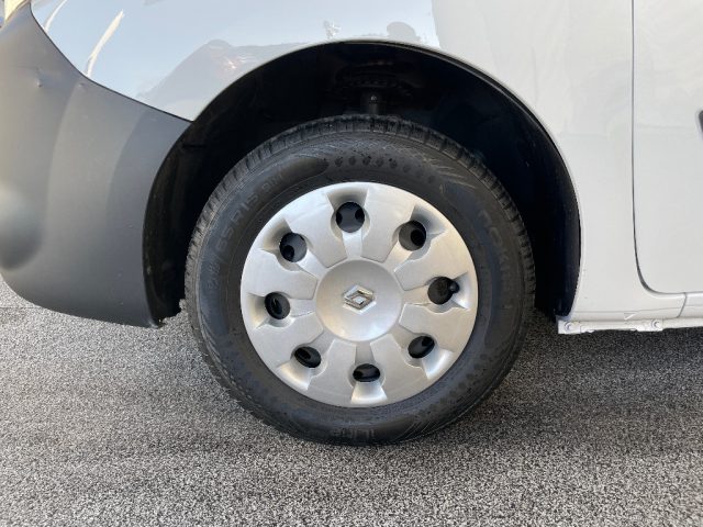 RENAULT Kangoo usata 14