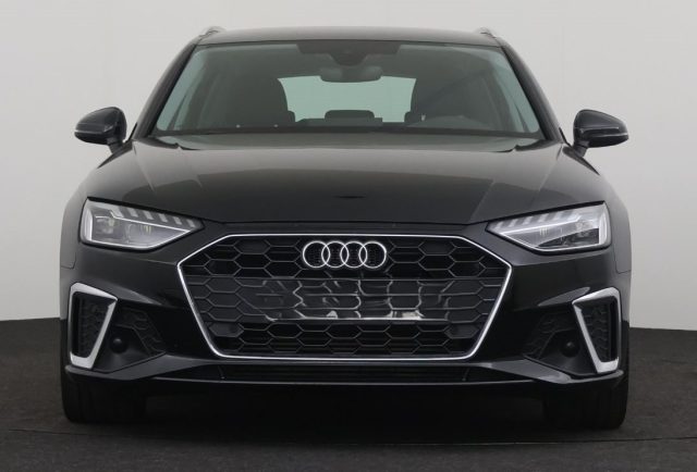 AUDI A4 usata, con Autoradio