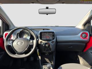TOYOTA Aygo usata 11
