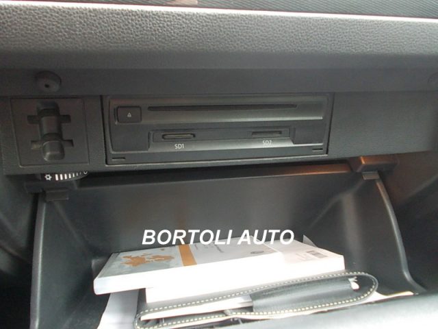 VOLKSWAGEN Tiguan usata, con Touch screen