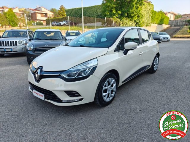 RENAULT Clio usata, con Airbag