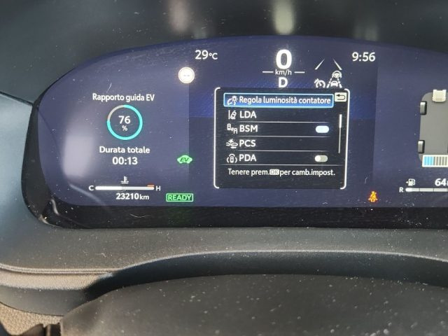 TOYOTA Yaris usata, con ESP