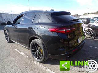 ALFA ROMEO Stelvio usata, con Cerchi in lega