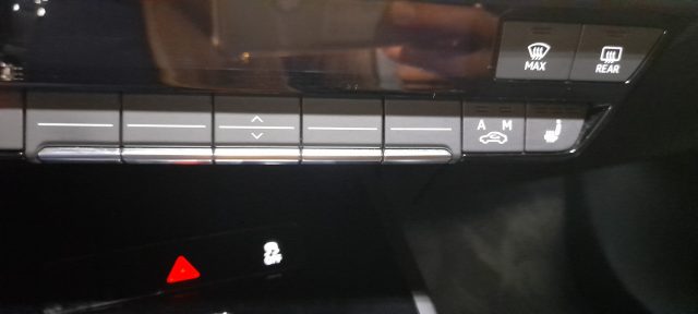 AUDI Q4 e-tron usata 40