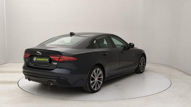 JAGUAR XE usata, con Alzacristalli elettrici