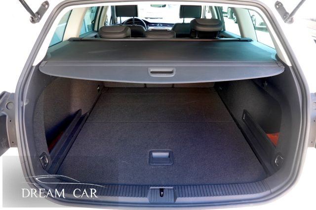 VOLKSWAGEN Passat Alltrack usata, con Interni in pelle
