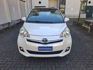 TOYOTA Verso-S usata, con Airbag