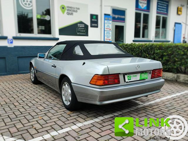MERCEDES-BENZ SL 300 usata, con Autoradio