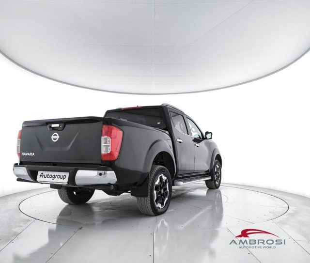 NISSAN Navara usata 2