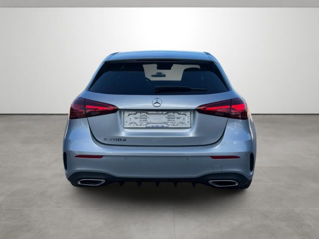 MERCEDES-BENZ A 200 usata, con Cerchi in lega