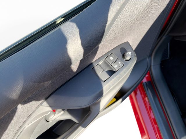 MAZDA 2 usata, con Controllo trazione