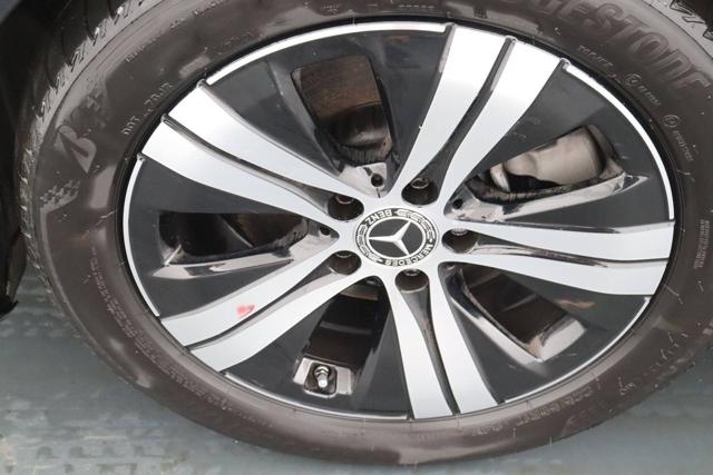 MERCEDES-BENZ C 200 usata, con Chiusura centralizzata