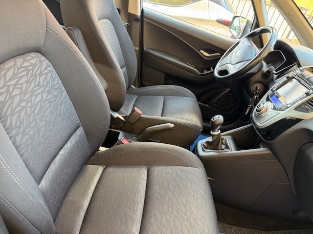 HYUNDAI iX20 usata, con Climatizzatore