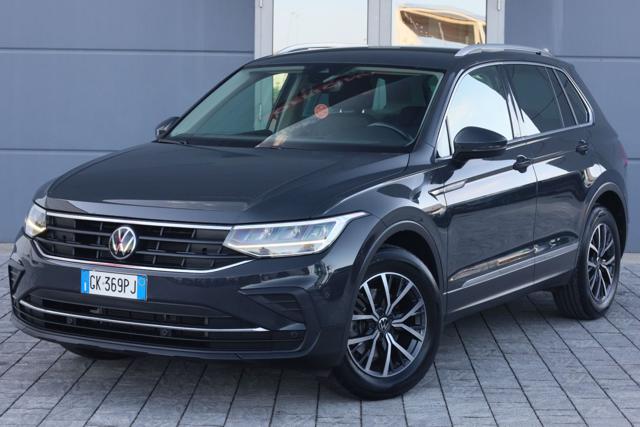 VOLKSWAGEN Tiguan usata, con Airbag