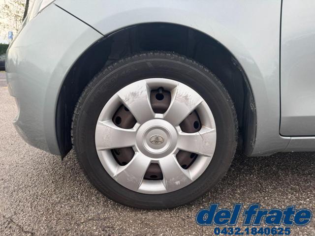 TOYOTA Yaris usata, con Kit antipanne
