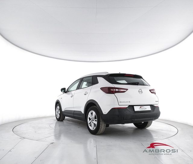 OPEL Grandland X usata 3