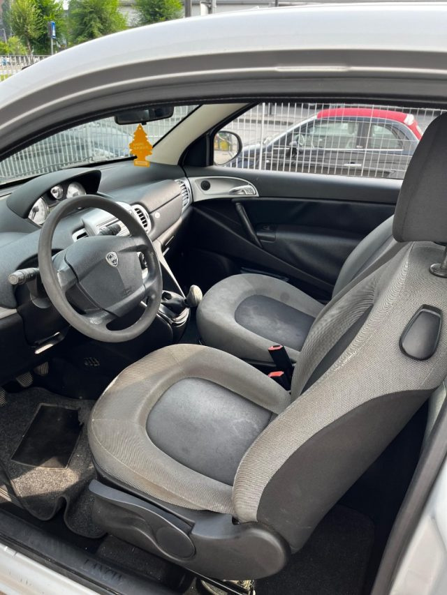 LANCIA Ypsilon usata, con Servosterzo