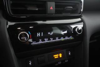 TOYOTA Yaris Cross usata 11