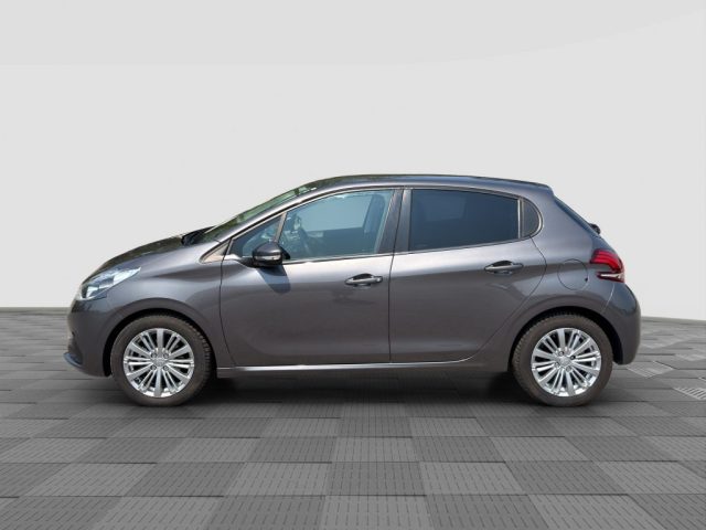 PEUGEOT 208 usata 1