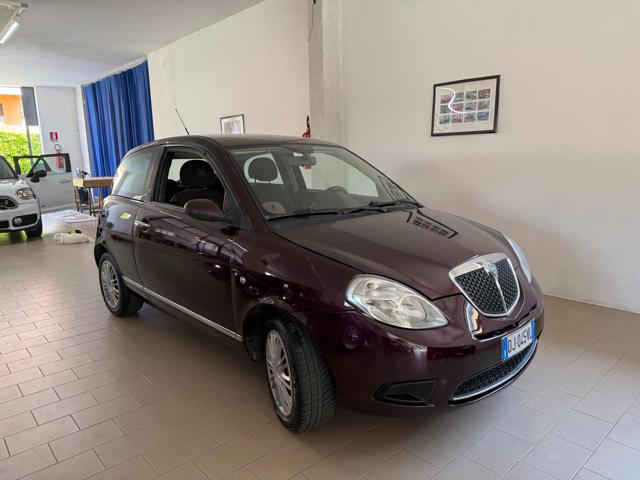 LANCIA Ypsilon usata, con Airbag
