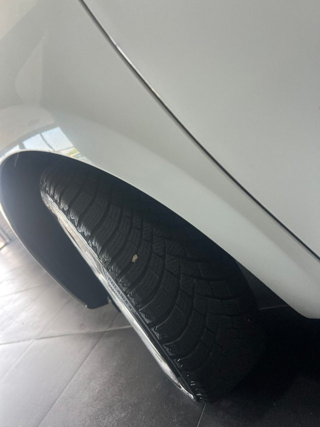 RENAULT Clio usata, con Fendinebbia