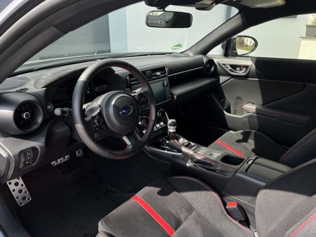 SUBARU BRZ usata, con Controllo automatico clima