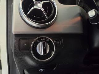 MERCEDES-BENZ GLK 220 usata, con Lettore CD