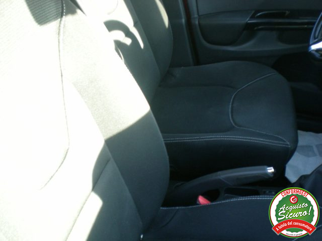 RENAULT Clio usata, con Servosterzo