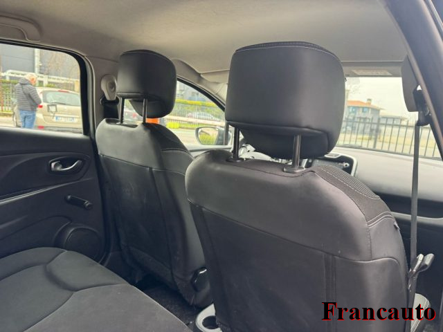RENAULT Clio usata, con Autoradio