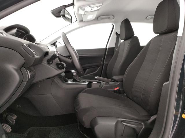PEUGEOT 308 usata, con Alzacristalli elettrici