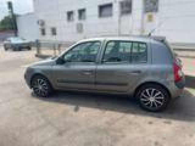 RENAULT Clio usata, con Airbag laterali