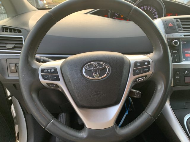 TOYOTA Verso usata, con ESP