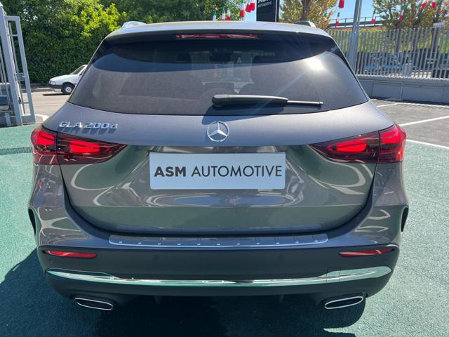 MERCEDES-BENZ GLA 200 usata, con Alzacristalli elettrici