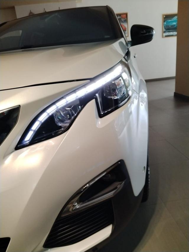 PEUGEOT 3008 usata, con Boardcomputer
